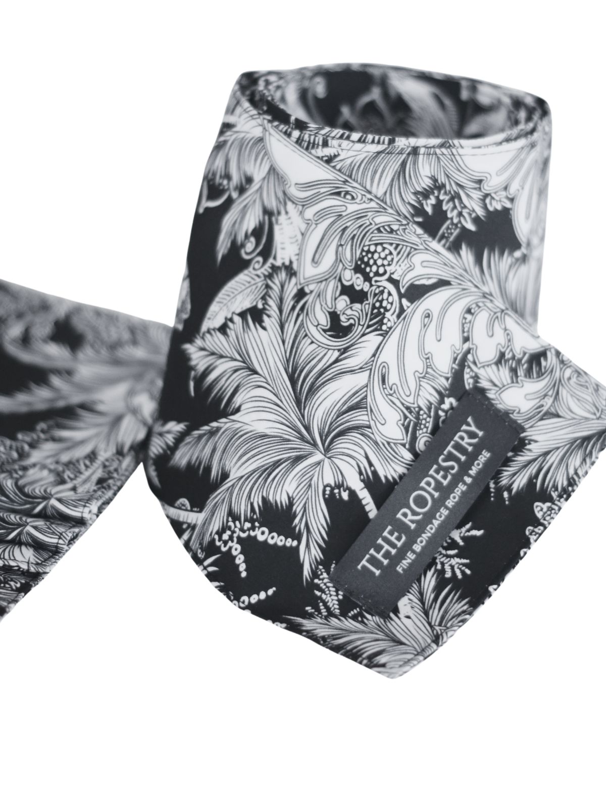 Blindfold "Palmtree", 100% cotton, 3-ply, handmade, black and white Blindfold "Palmtree", 100% cotton, 3-ply, handmade, black and white