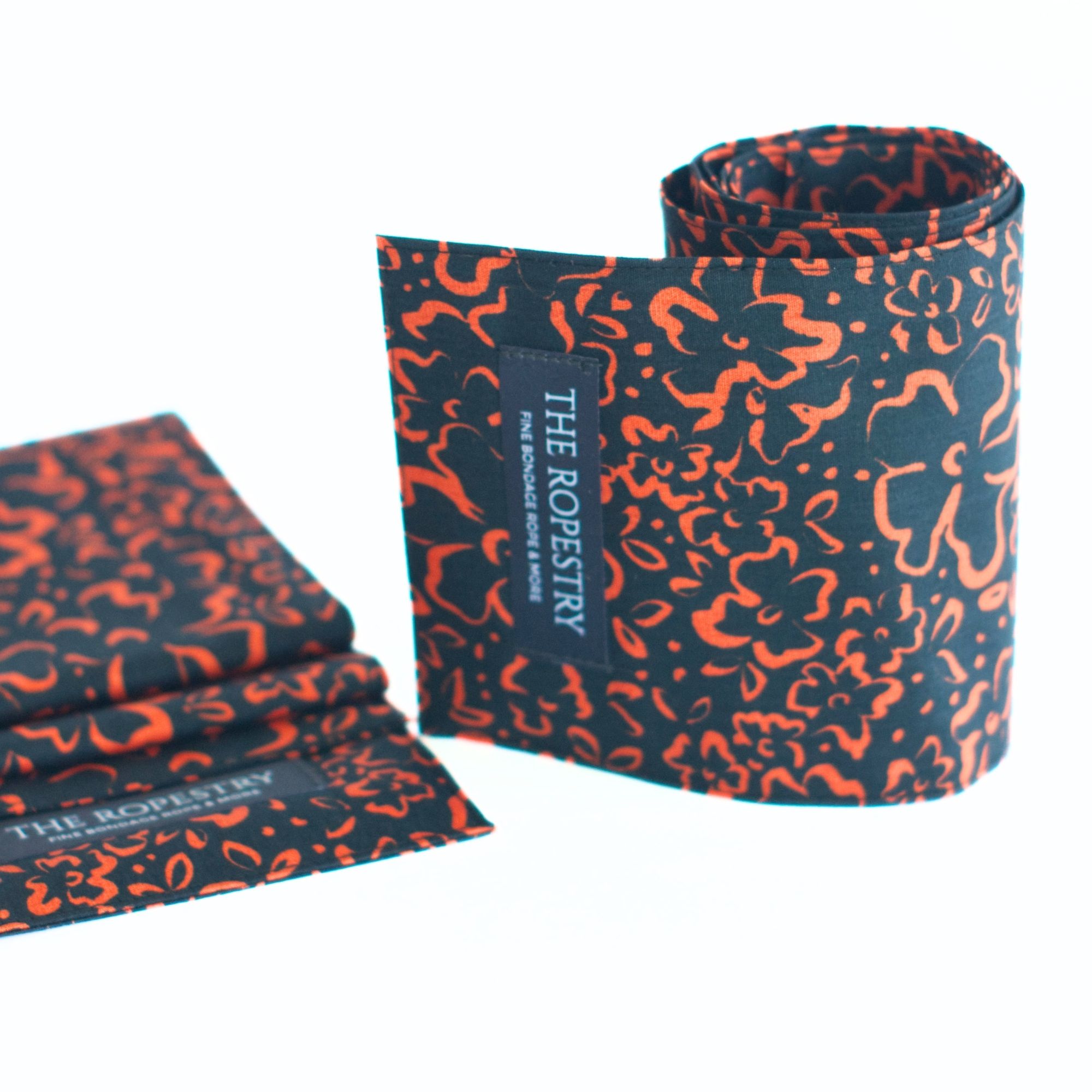 Blindfold "Black Blossom" pure cotton with allover print – 3-Ply Sleep Mask & Bondage Restraint – Multi-use Tie, Shibari Accessoire