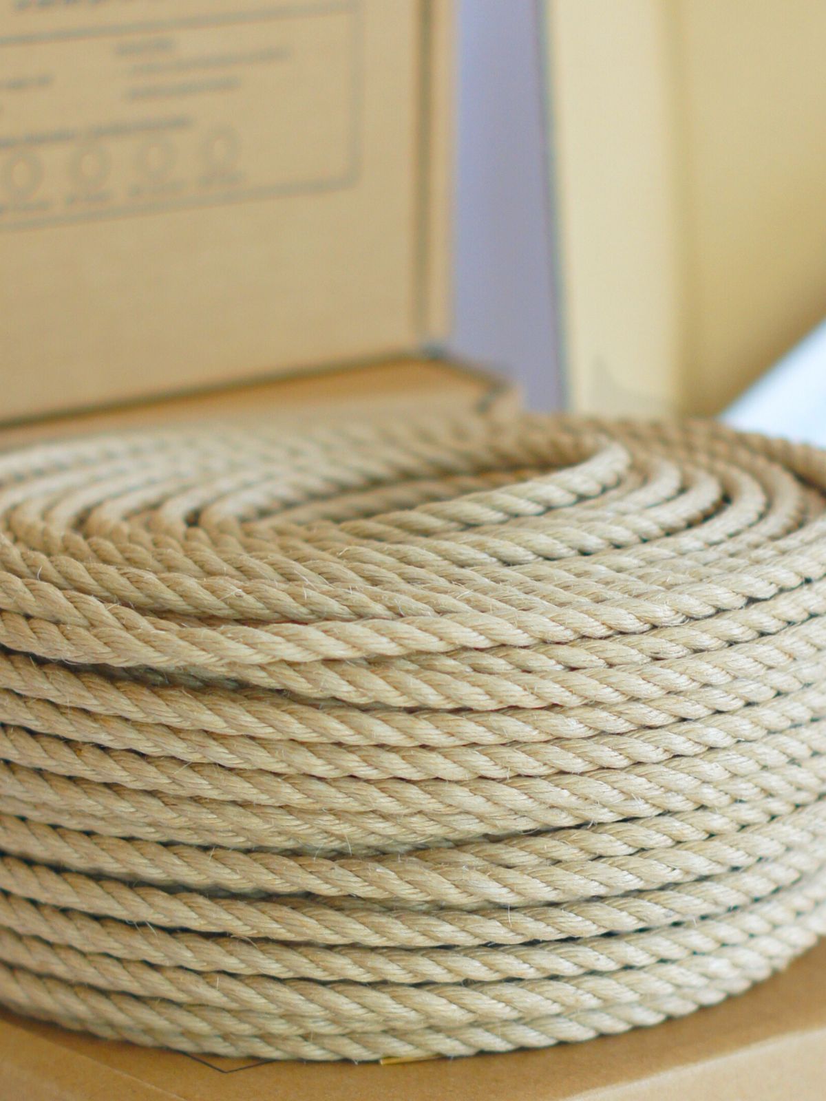 SINGLE RAW ROLL - 50m raw jute rope for bondage, Shibari and Kinbaku, cut and knot your own ropes SINGLE RAW ROLL - 50m raw jute rope for bondage, Shibari and Kinbaku, cut and knot your own ropes