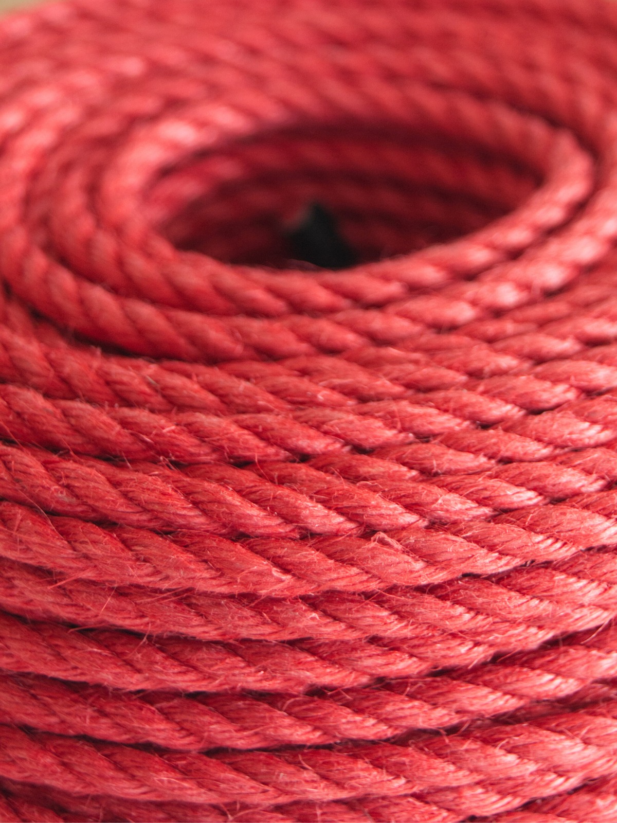 KIYOMI RED SINGLE RAW ROLL - 50m of red raw jute rope for bondage, Shibari and Kinbaku, cut and knot your own ropes