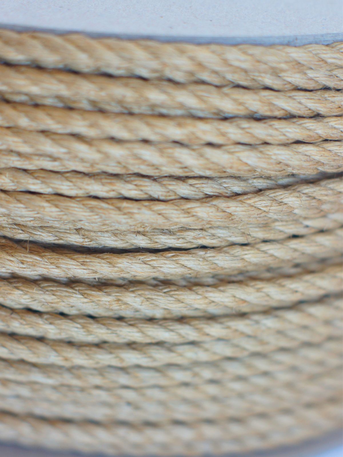 B-STOCK ready-to-use jute rope on spool for Shibari and Kinbaku bondage, ~3kg, Japanese-made, JBO-free