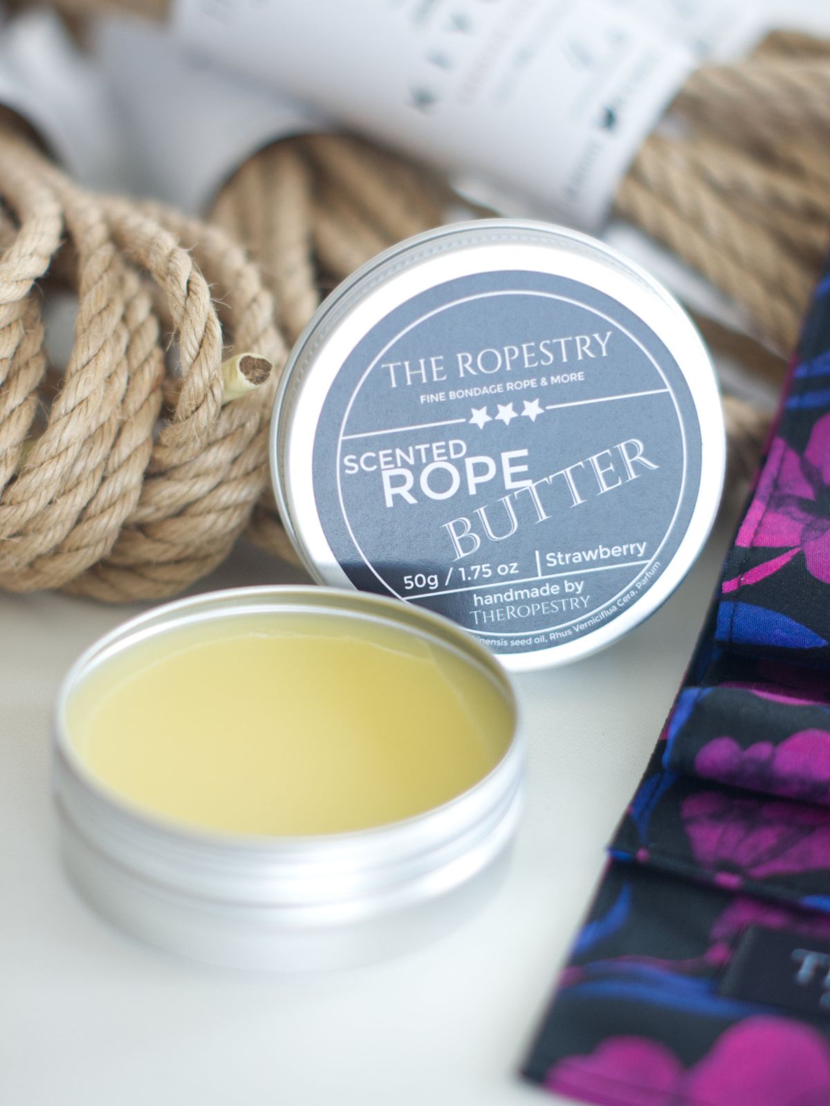 Shibari Starter Kit – April Edition | 2x 4m + 2x 8m Kiyomi 5.5 mm Untreated Jute Ropes + Strawberry Rope Butter + Blindfold